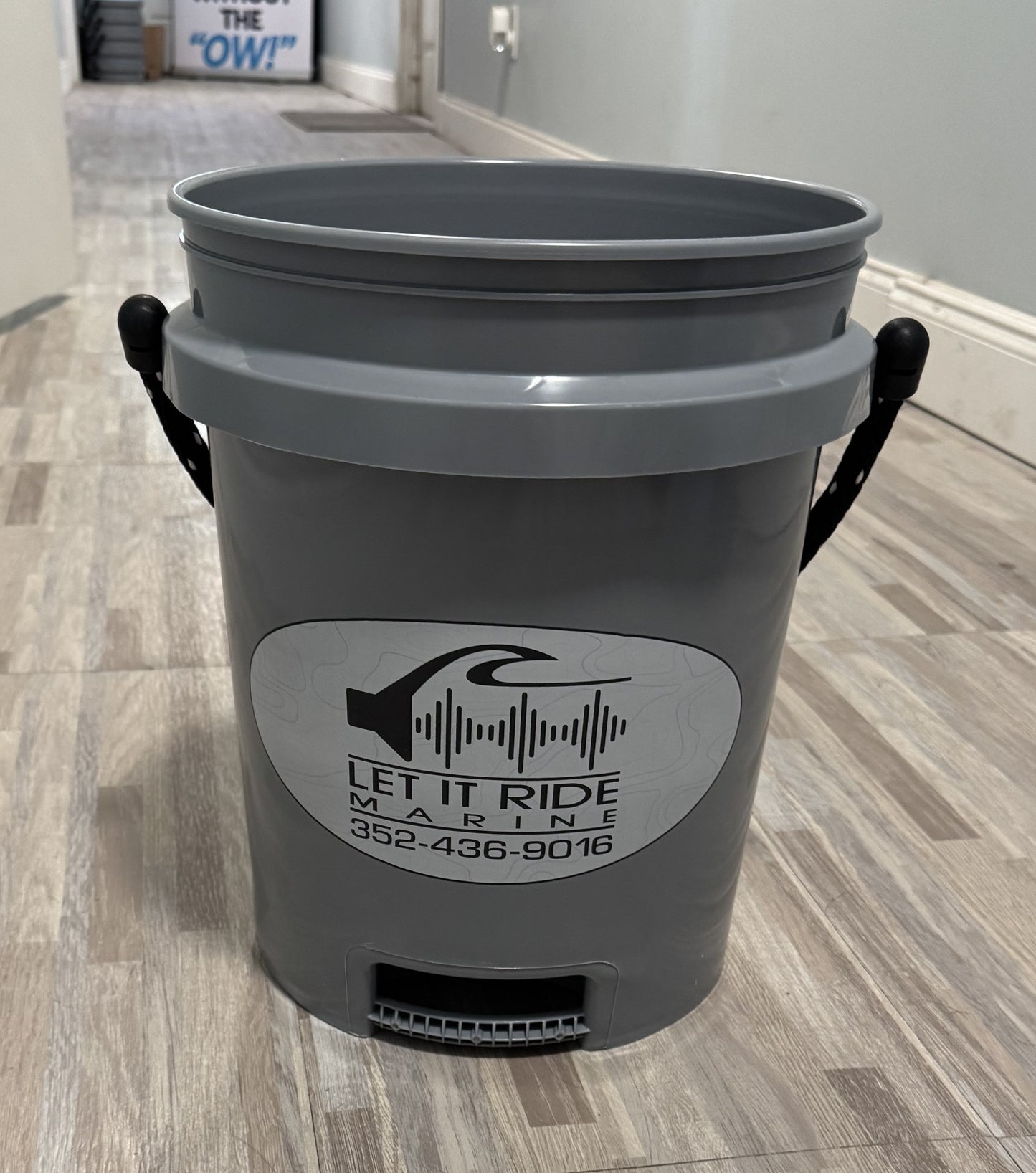 Bucket with rope handle